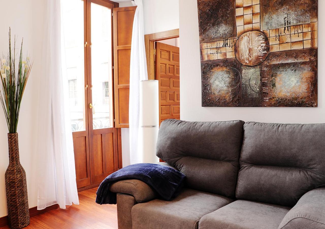 Deluxe Cathedral Apartment Granada Bagian luar foto